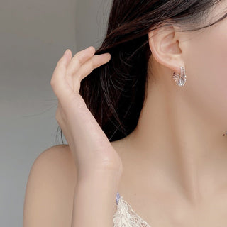 Micara - Ruffle Hoops - Ohrringe - Ohrringe - Silber - Müller Mode