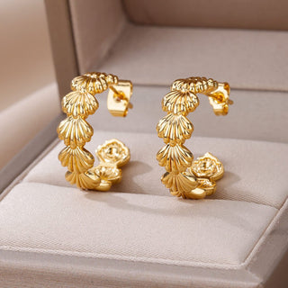 Micara - Seashell Hoops - Ohrringe - Ohrringe - Gold - Müller Mode