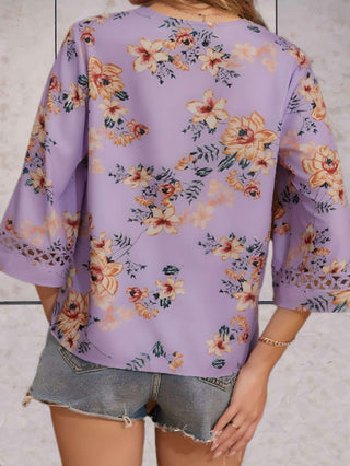 Noelle - Blumentop - V - Ausschnitt Schwingende Ärmel - Tops - Lila - Müller Mode