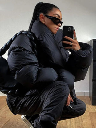 Oriana - Oversized - Pufferjacke - Kuscheliger Rollkragen - Pufferjacken - Schwarz - Müller Mode