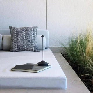 PointLight - Elegante Tischlampe - Tischlampe - Silber - Müller Mode