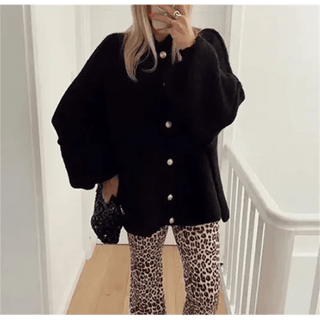 Sally Übergröße Strickjacke - Strickwaren - Schwarz - Müller Mode