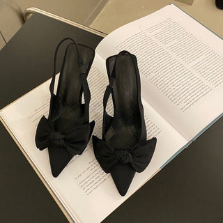 Savannah - Spitz zulaufende Slingback - Absätze - Schleifendetail - Pumps - Schwarz - Müller Mode