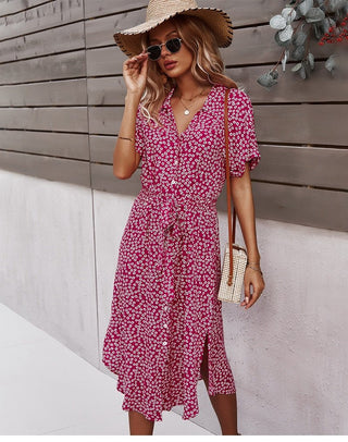 Svea - Sommerkleid - Knopfleiste und Gürtel - Kleider - Rot - Müller Mode
