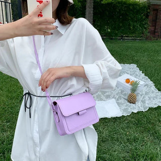 Trista - Crossbody - Tasche aus Leder - Zeitloser Klappenstil - Schultertaschen - Schwarz - Müller Mode